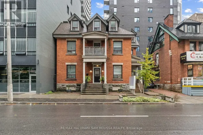 3 - 162-164 METCALFE STREET, Ottawa