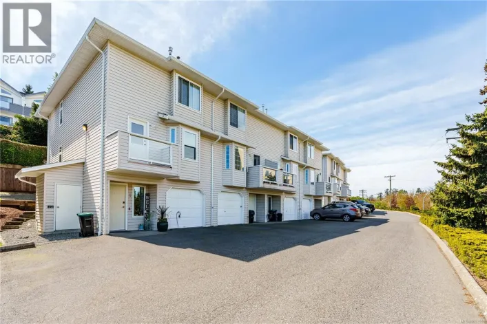 3 1663 Dufferin Cres, Nanaimo