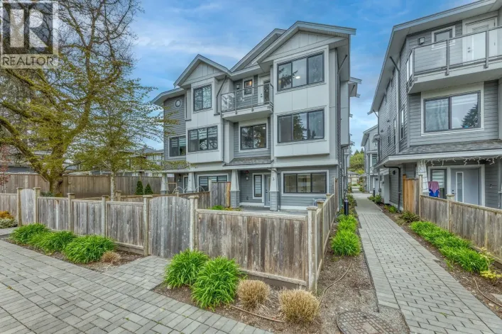 3 1750 SALISBURY AVENUE, Port Coquitlam