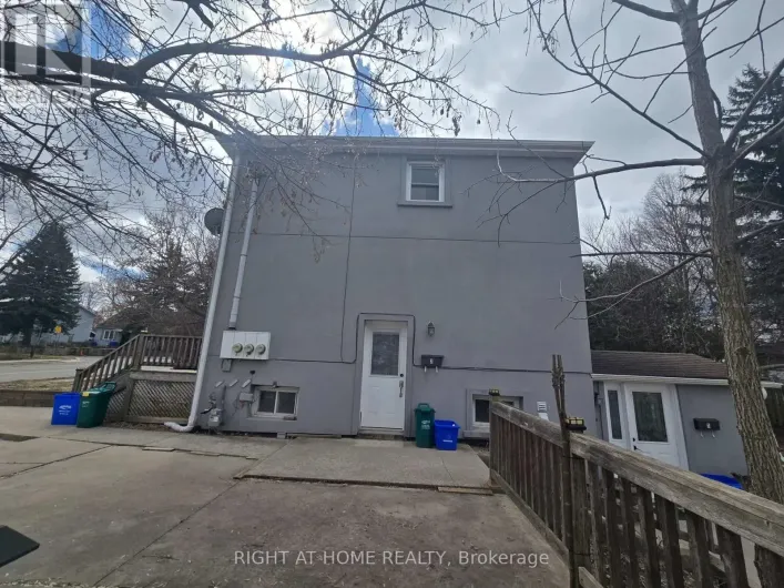 3 - 18 EWING STREET, Halton Hills