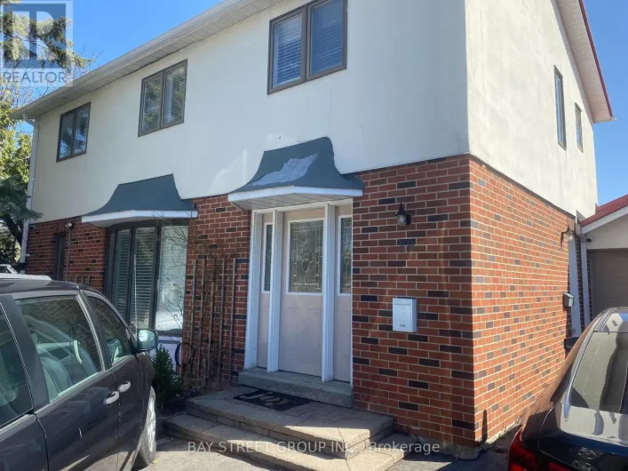 3 - 19 DUNSFOLD DRIVE, Toronto