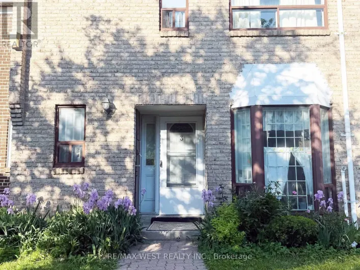 3 - 19 GOSFORD BOULEVARD, Toronto