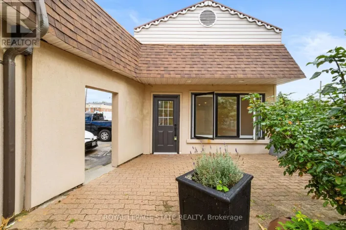 3 - 19 MAIN STREET S, Hamilton