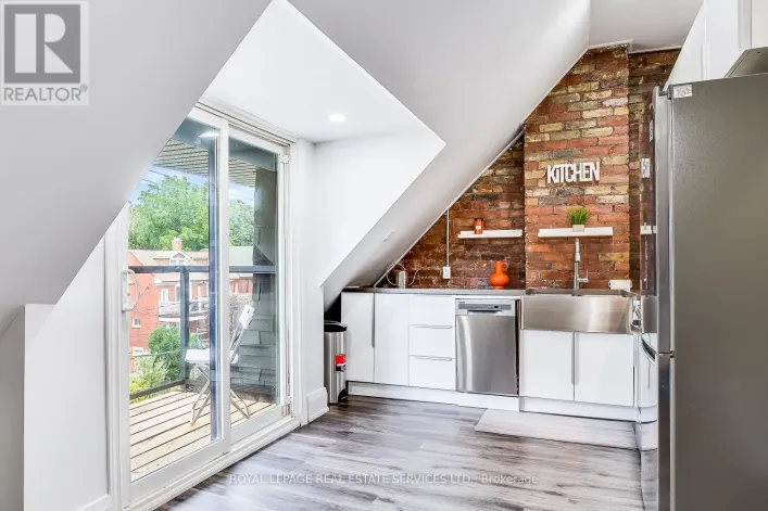 3 - 19 SPRINGHURST AVENUE, Toronto