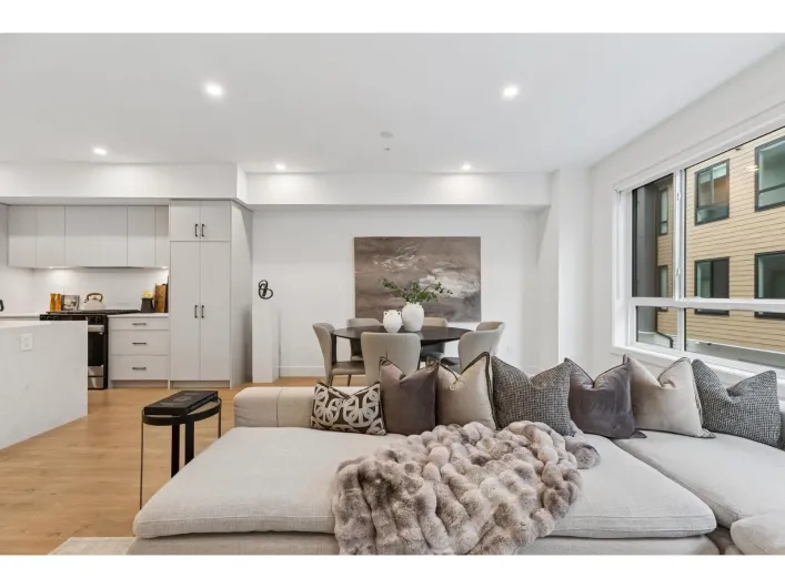 3 19667 55A AVENUE, Langley