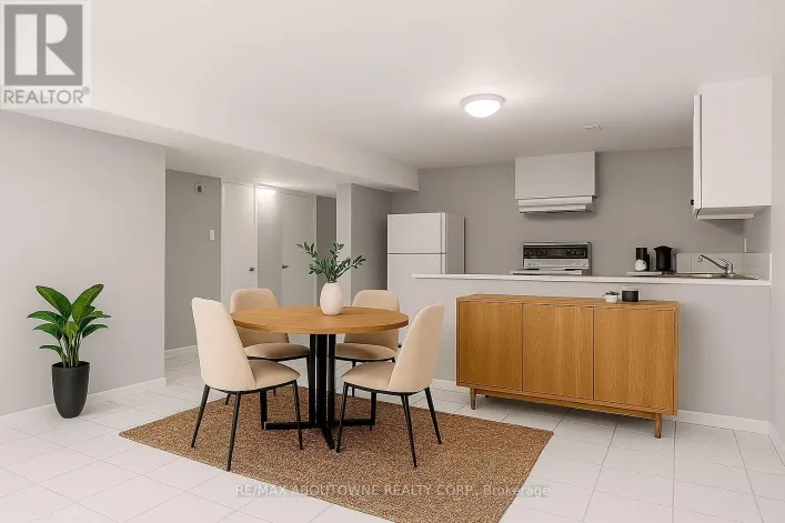 3 - 203 NELSON STREET, Oakville