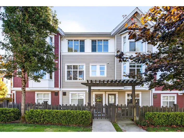 3 20852 77A AVENUE, Langley