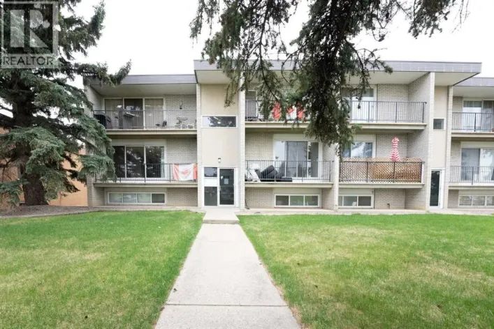 3, 218 Mayor Magrath Drive N, Lethbridge