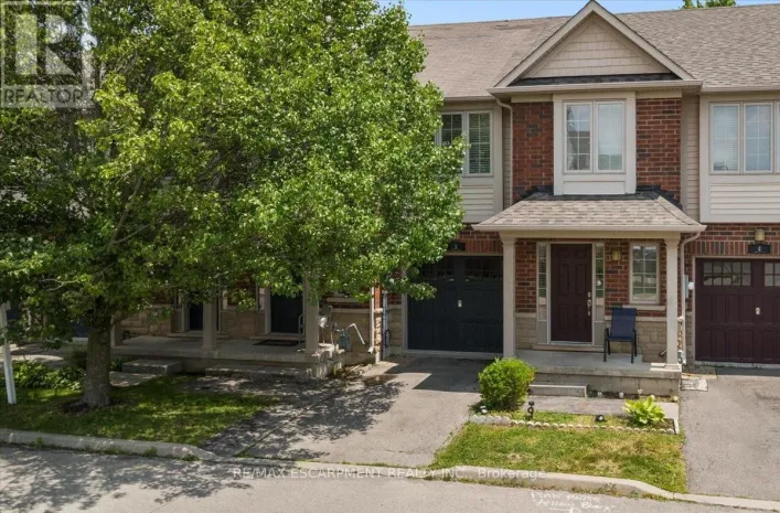3 - 222 FALL FAIR WAY, Hamilton