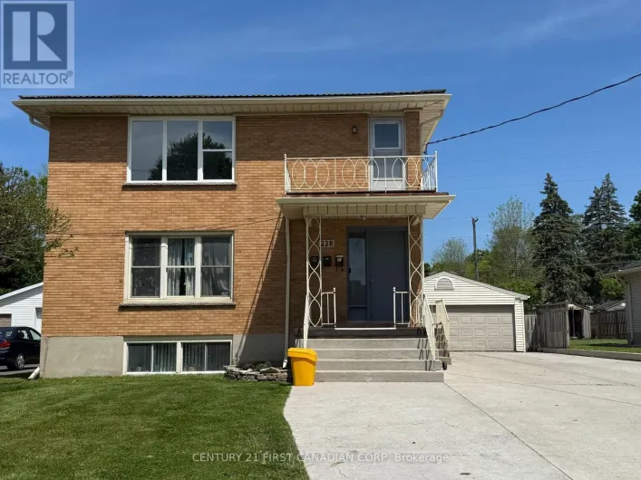 3 - 228 BURNSIDE DRIVE, London East