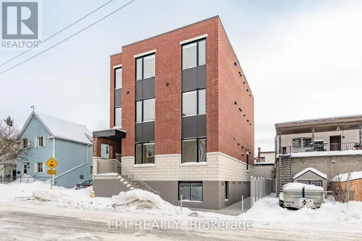 3 - 250 SHAKESPEARE STREET, Ottawa