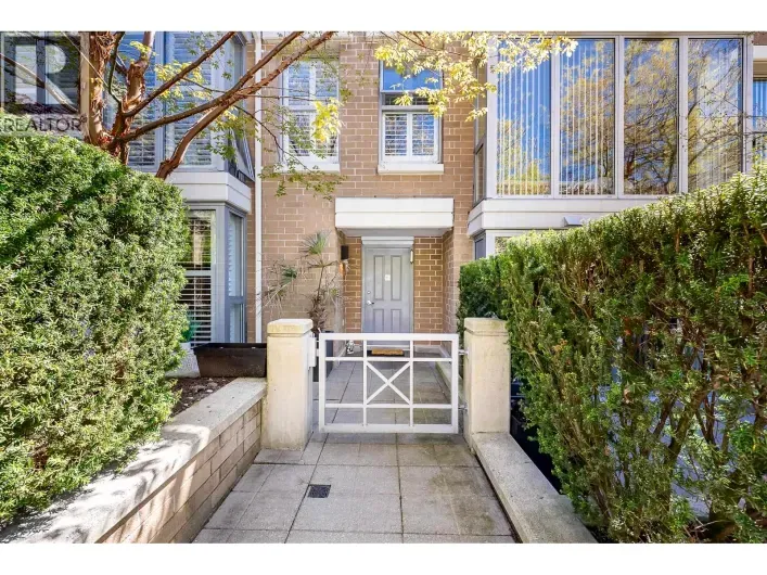 3 290 NEWPORT DRIVE, Port Moody