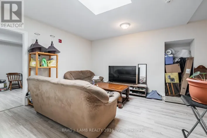 3 - 2904A DANFORTH AVENUE, Toronto