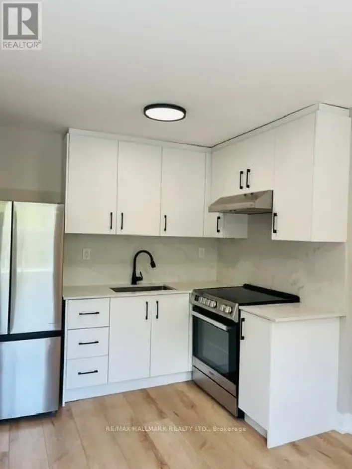 3 - 2961 LAKESHORE BOULEVARD W, Toronto