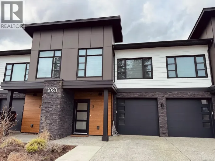 3 3028 Alder St S, Campbell River