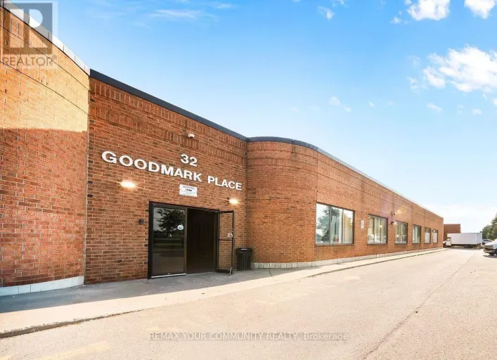 3 - 32 GOODMARK PLACE, Toronto
