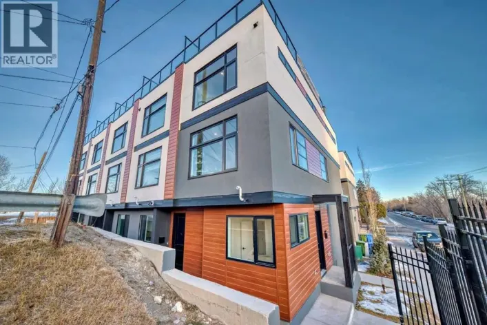 3, 3404 8 Avenue SW, Calgary