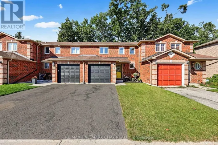3 - 38 KENWELL CRESCENT, Barrie