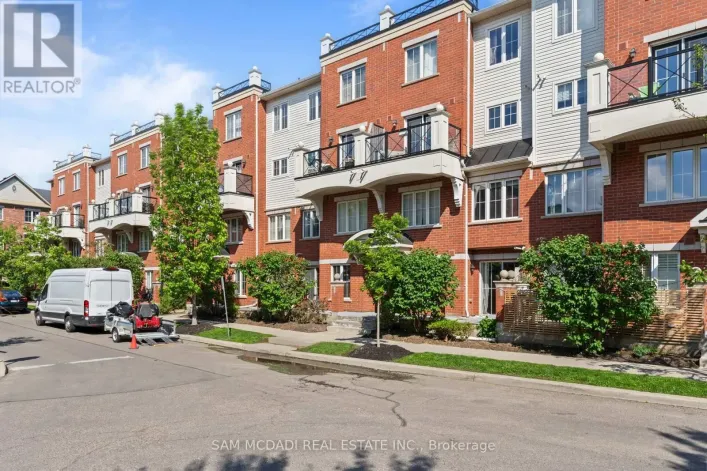 3 - 39 HAYS BOULEVARD, Oakville