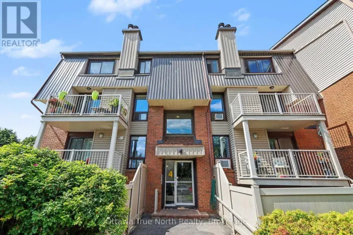 3 - 4 SWEETBRIAR CIRCLE, Ottawa