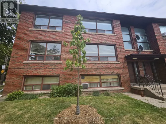3 - 401 WINNETT AVENUE, Toronto
