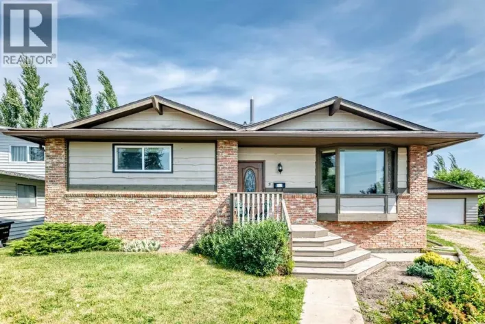 3 43 Avenue Close, Lacombe