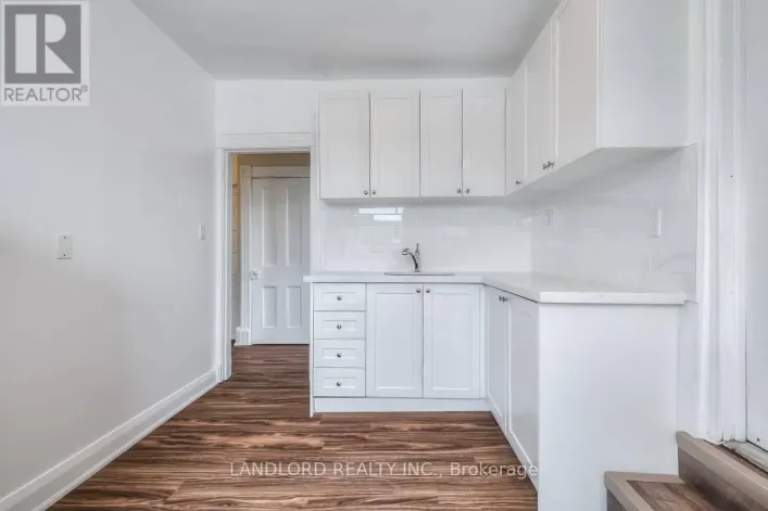 3 - 45 CLINTON STREET, Toronto