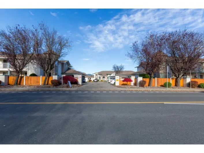 3 45435 KNIGHT ROAD|Sardis West Vedder, Chilliwack