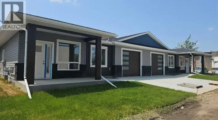 #3, 4738 49A Avenue, Lacombe