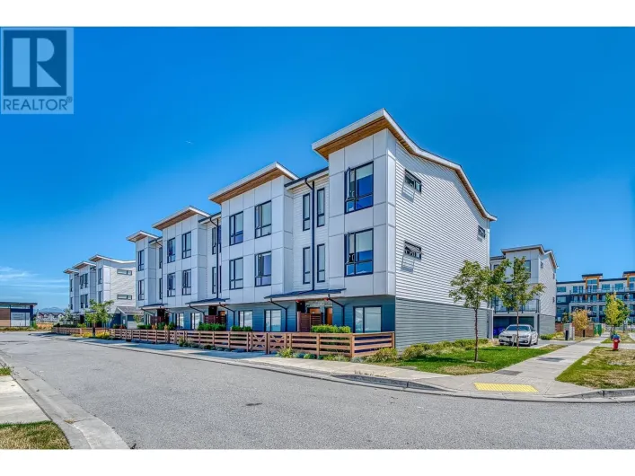 3 4745 SPRUCE WAY, Tsawwassen