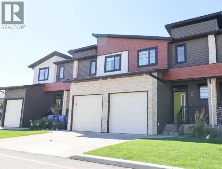 3, 478 Highlands Boulevard W, Lethbridge