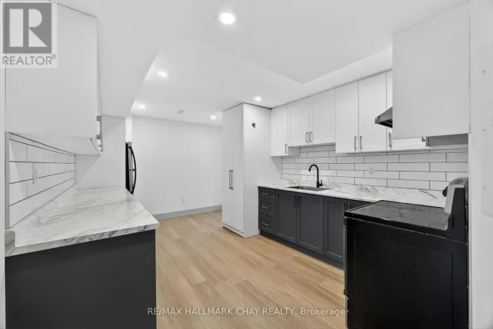 3 - 5277 5TH SIDE ROAD, Essa