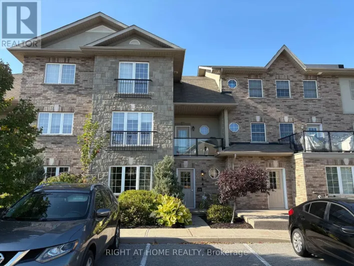 3 - 53 FERNDALE DRIVE S, Barrie