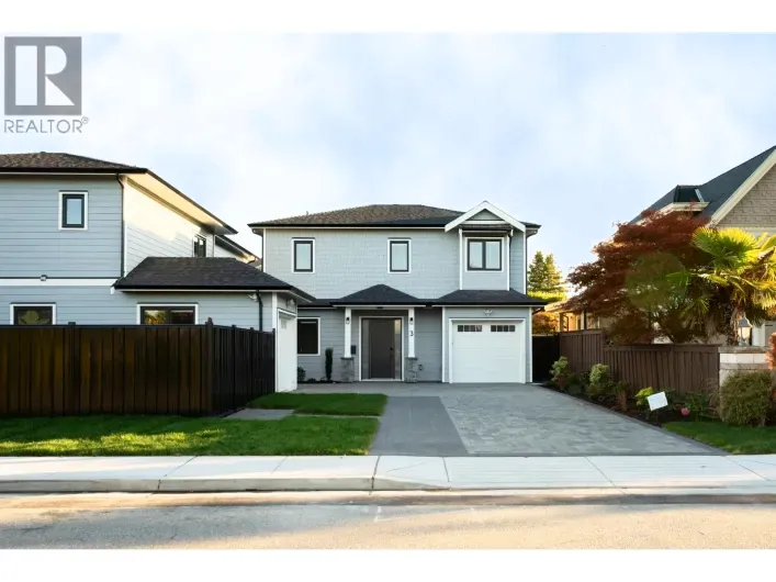 House for sale: 3 5300 CHETWYND AVENUE, Richmond