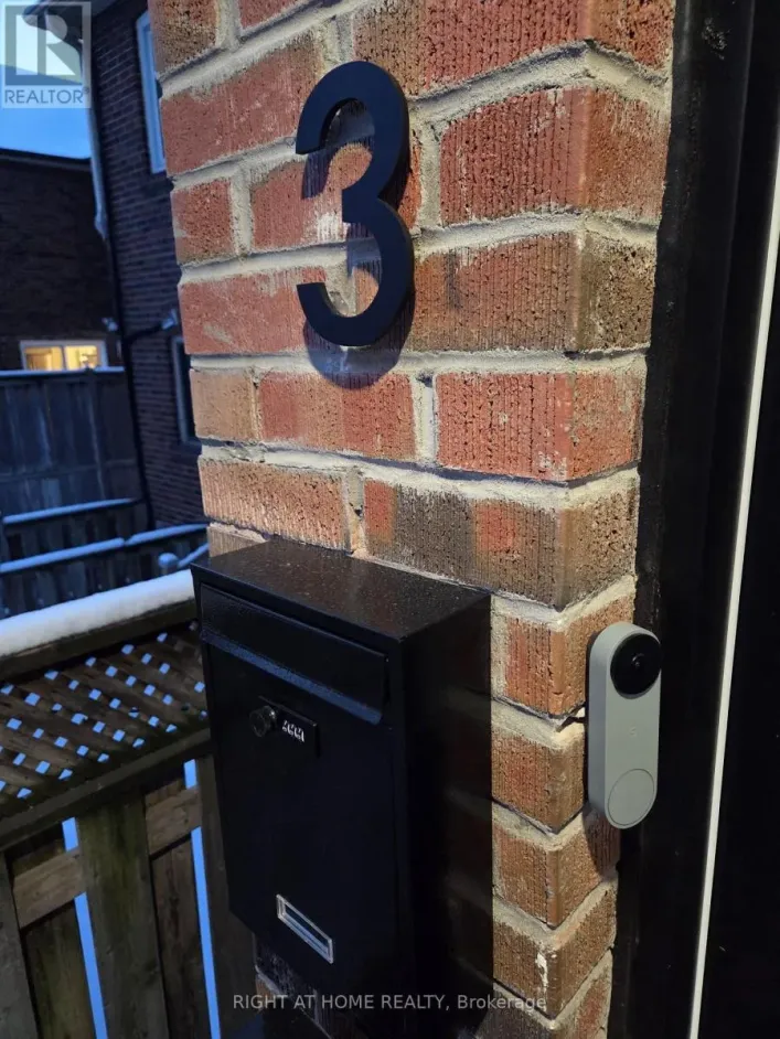 3 - 55 CAMBERWELL ROAD, Toronto