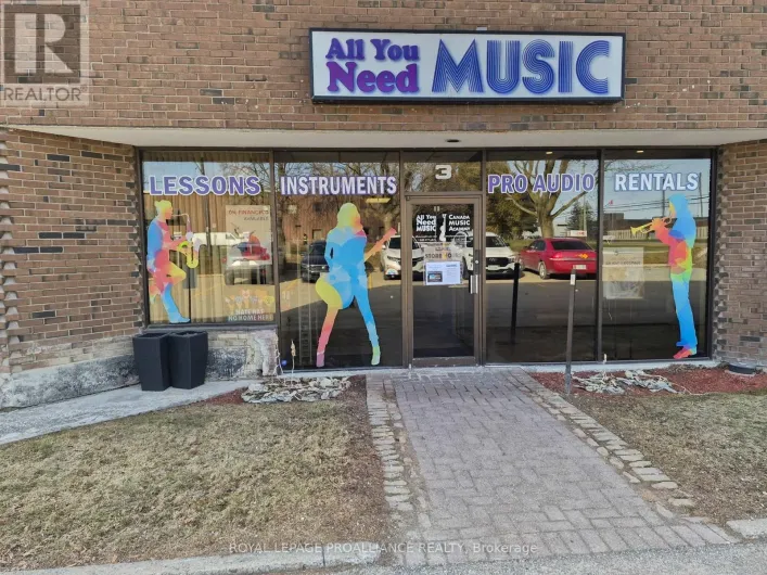 3 - 555 CALIFORNIA AVENUE, Brockville
