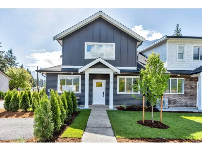 3 558 PARK STREET|Hope, Hope
