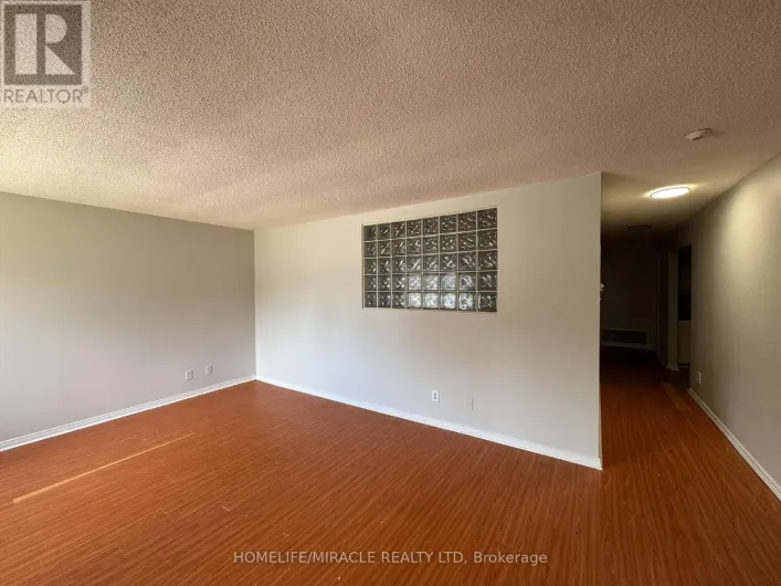 3 - 565 KENNEDY ROAD, Toronto