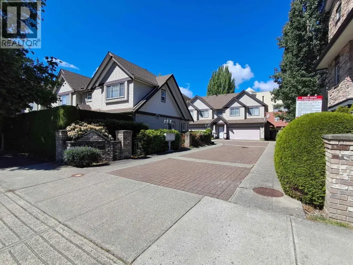 3 7433 ST. ALBANS ROAD, Richmond