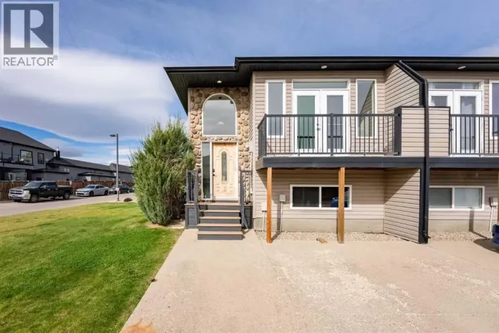 3, 762 Heritage Boulevard W, Lethbridge