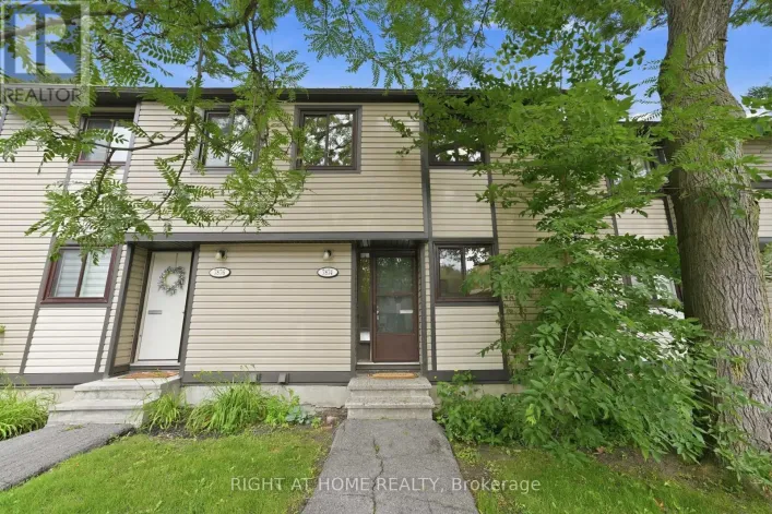 3 - 7874 JEANNE D'ARC BOULEVARD, Ottawa