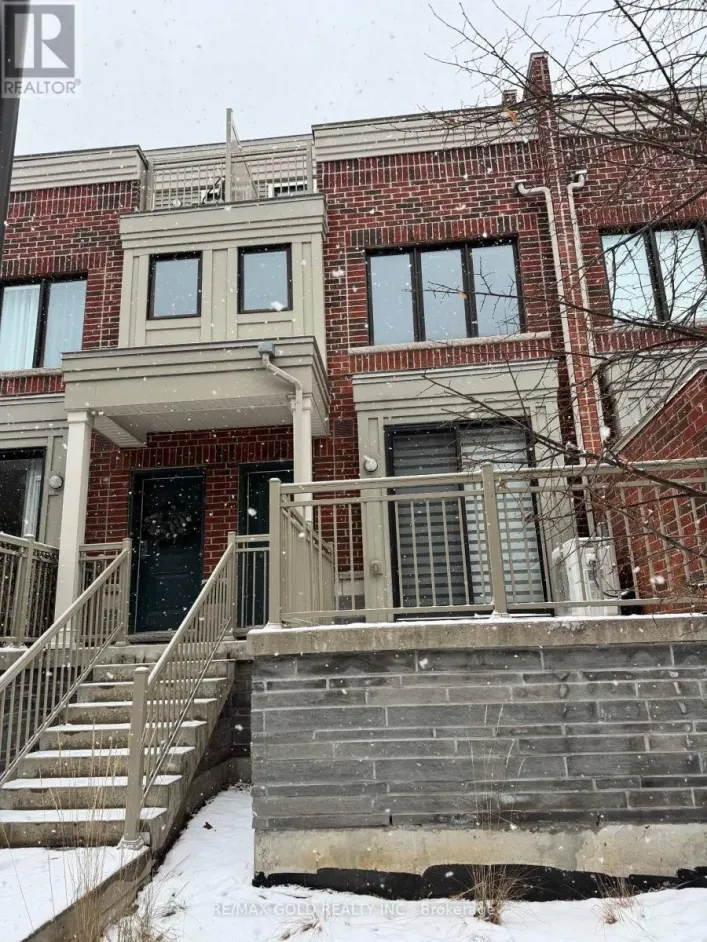 3 - 80 EASTWOOD PARK GARDENS, Toronto
