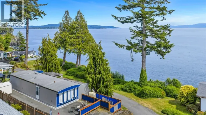3 8177 West Coast Rd, Sooke