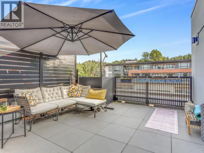 3 83 MOODY STREET, Port Moody