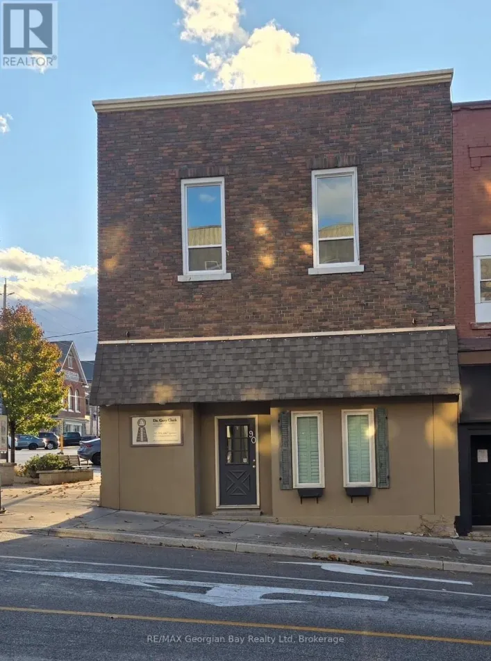 3 - 90 MAIN STREET, Penetanguishene