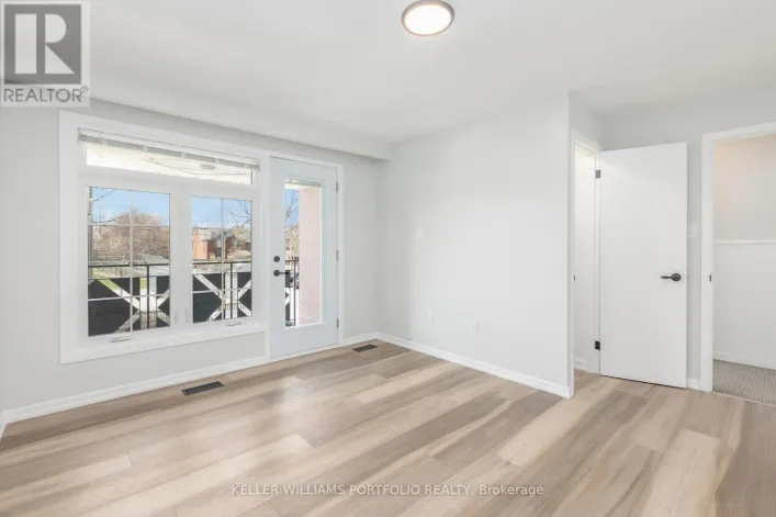3 - 99 WEST LODGE AVENUE, Toronto