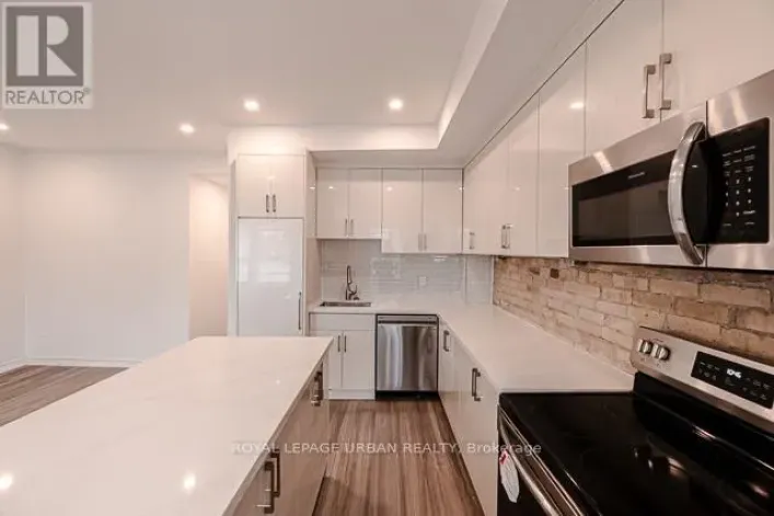 3 - 991 QUEEN STREET E, Toronto