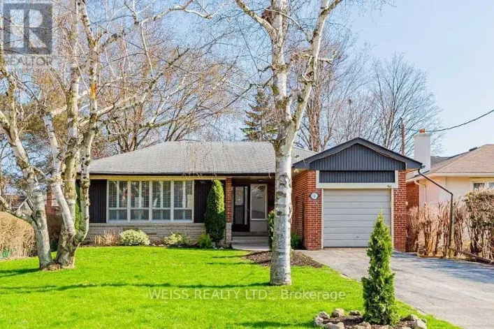 3 ACTON AVENUE, Toronto