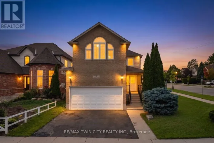 3 APPLE RIDGE DRIVE, Kitchener