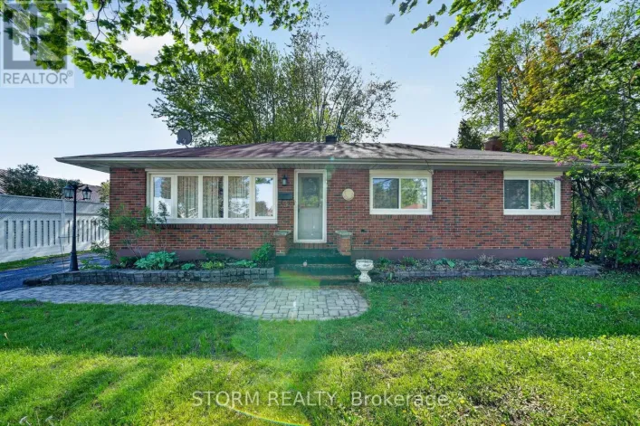 3 AULT DRIVE, South Stormont